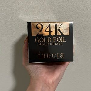 Faccia Skincare - 24k gold foil moisturizer